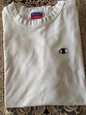 CHAMPION SHORT SLEEVE TEE